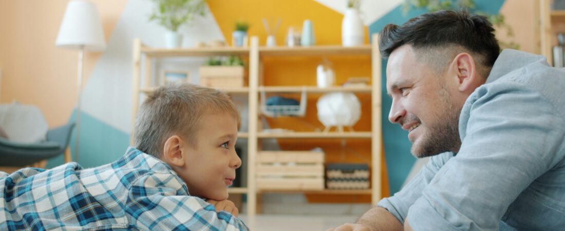 Meu filho ainda não fala: atraso de fala x atraso de linguagem